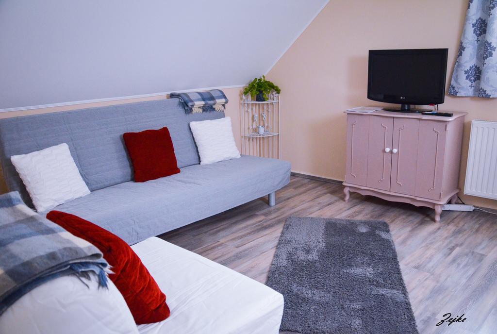 Abraham Vintage Szobák&Apartmanok Pécs Kültér fotó